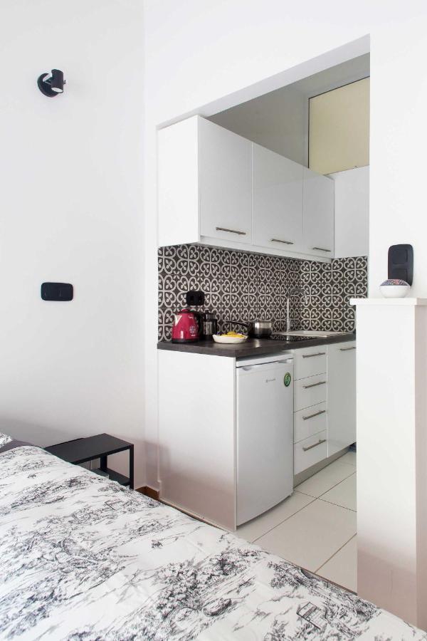 Newly Renovated Studio Downtown Athens! Atenas Exterior foto